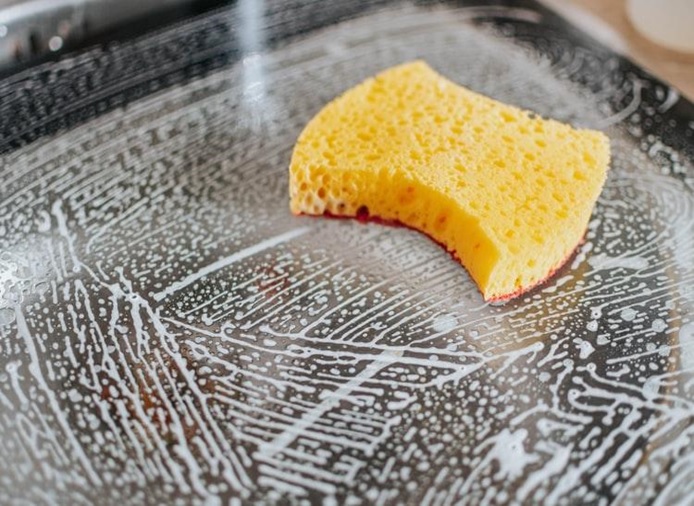7 Common Cleaning Mistakes You Didn’t Realize Were Harmful