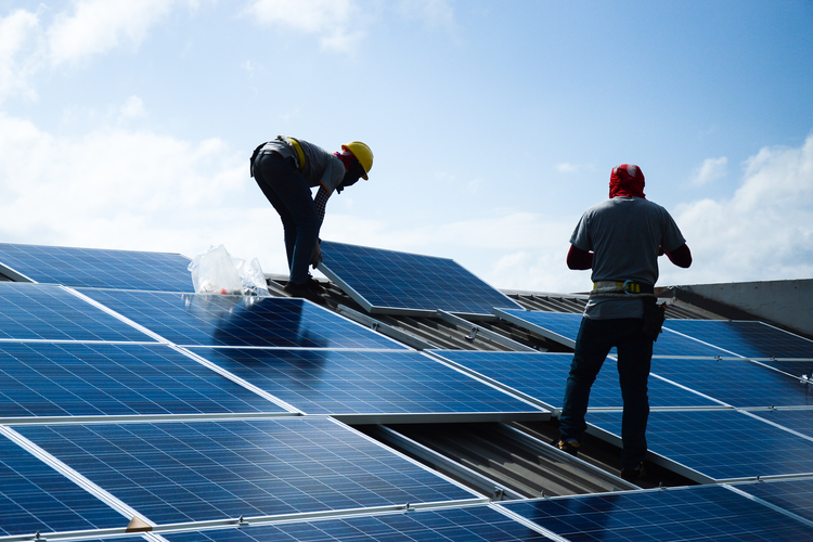 Step-by-Step Guide to Installing Solar Panels on Your Arizona Home